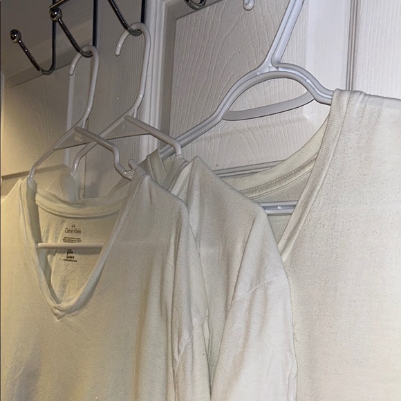 3 Calvin Klein White Short Sleeve Tees Lightweight Cotton 3 shirts package - Picture 2 of 3